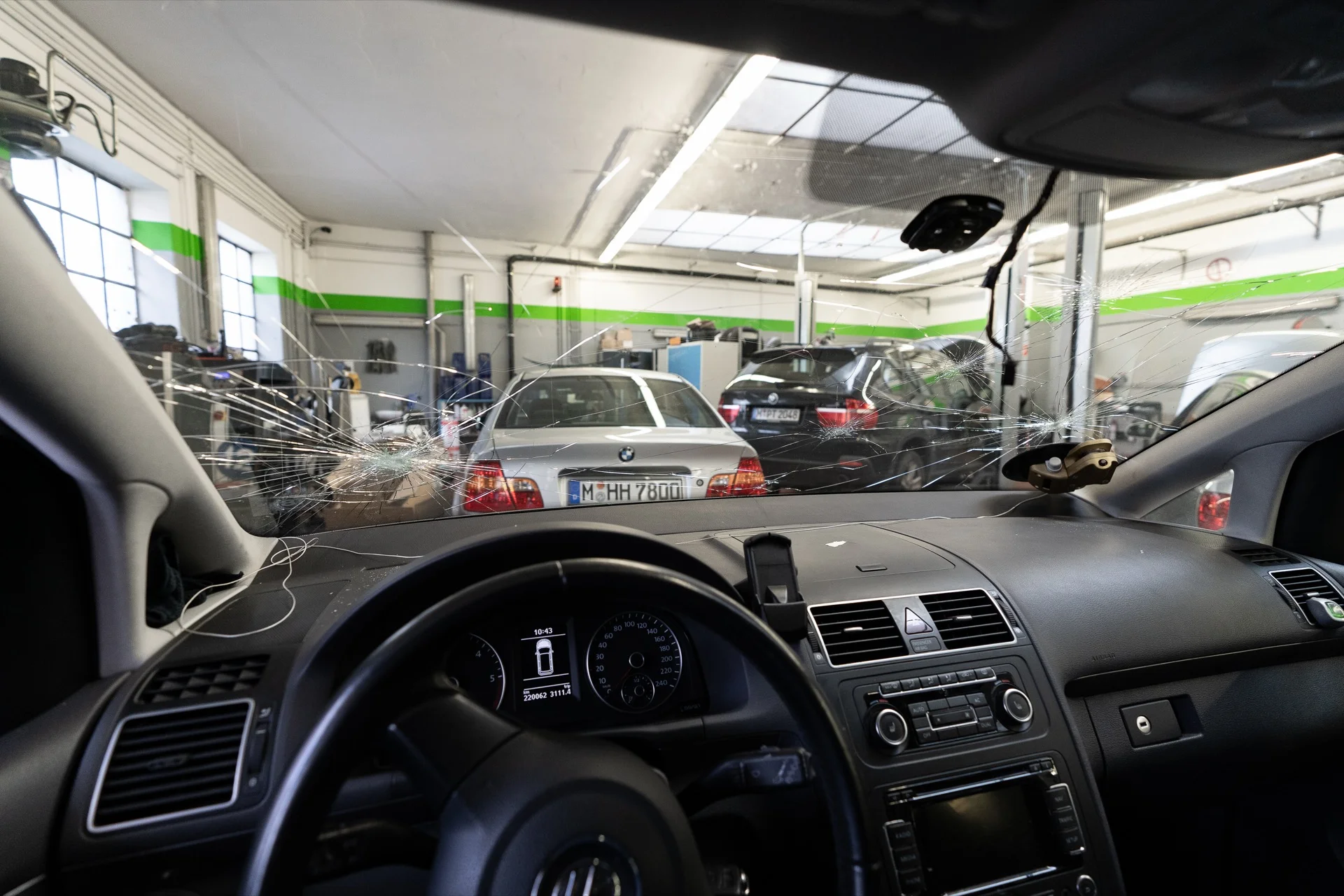 Autoglas & Scheibenwechsel